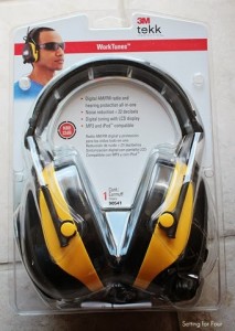 3M TEKK WorkTunes hearing protector