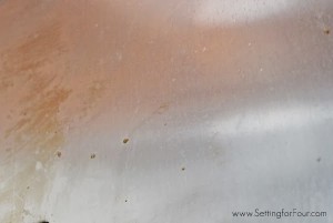How to Clean Grease and Grime on a Range Hood