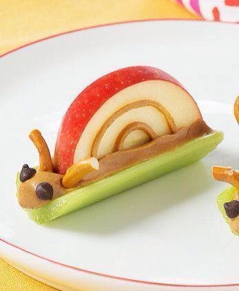 Peanut Butter Snail Snack Recipe- Kids Lunch Idea - Fun Back To School Lunch Idea For Kids. Kids After School Snack Ideas. For busy moms and dads! 