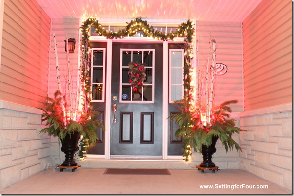Christmas Entryway from Setting for Four #christmas #entryway #holiday #outdoor