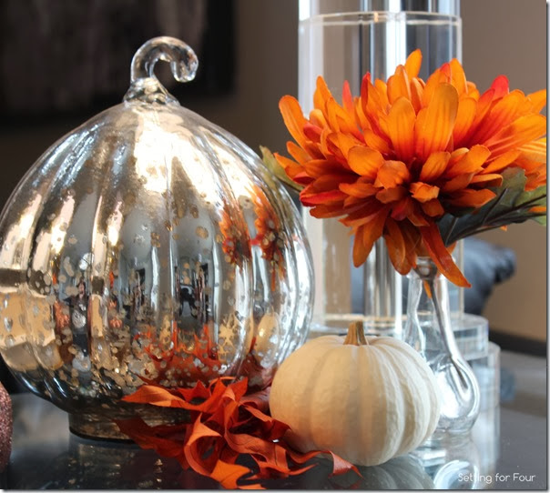DIY Fall Vignette - how to decorate your home for Fall! DIY Fall Vignette - how to decorate your home for fall!