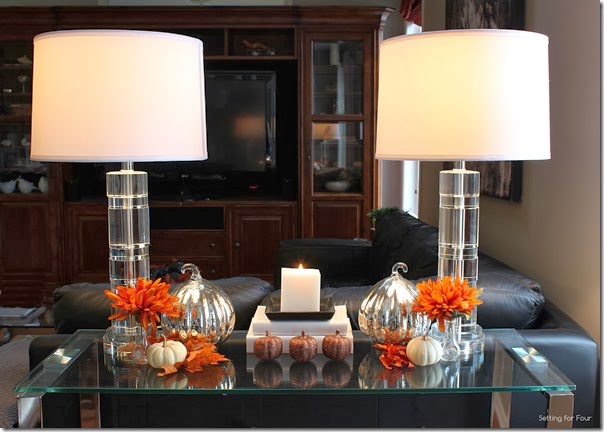 How to create a balanced Fall Vignette - decor tip! How to create a balanced Fall Vignette - decor tip!