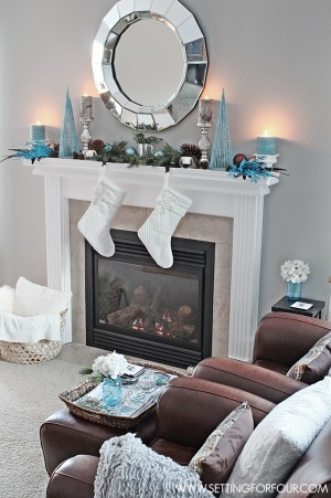 Christmas Home Tour - Setting for Four