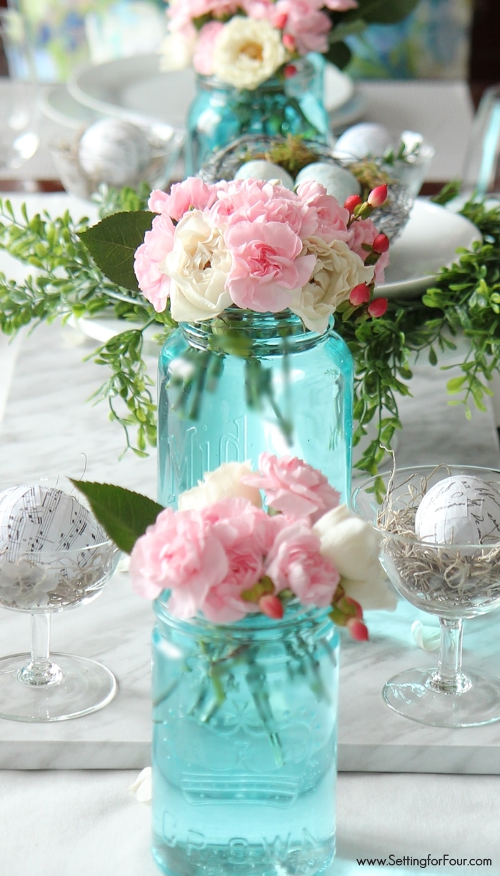 How to tint mason jars blue! No messy painting - quick and easy tutorial and supply list included!! Gorgeous centerpiece and table top ideas for weddings, parties and Spring decor!