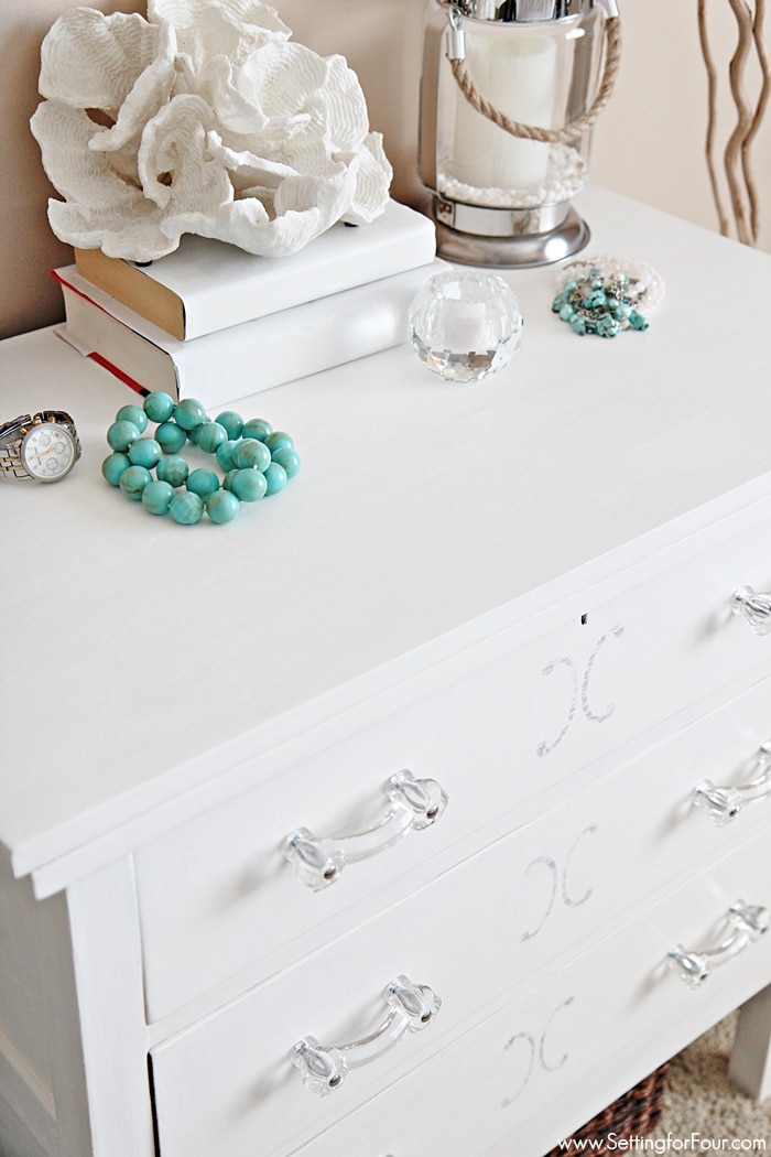 Dresser makeover with chalky finish paint - stunning! Full DIY instructions and supply list included so you can follow along!