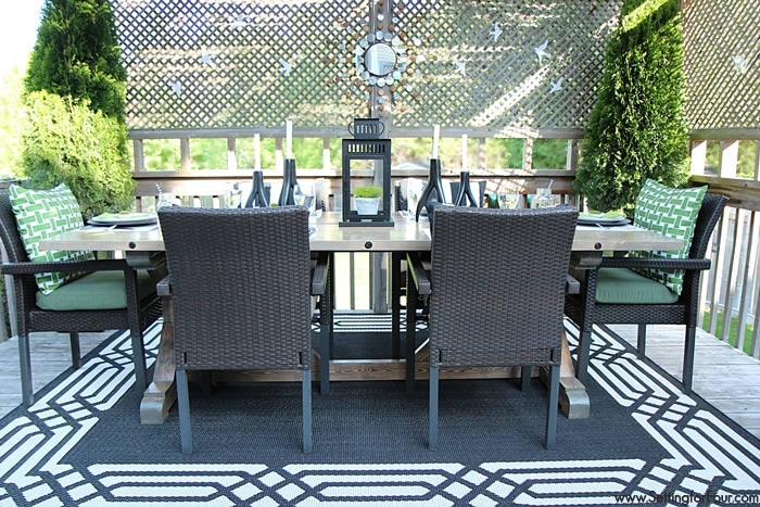 Summer deck DIY decorating ideas. See how I pulled together this relaxing look and decorated our outdoor dining space. 