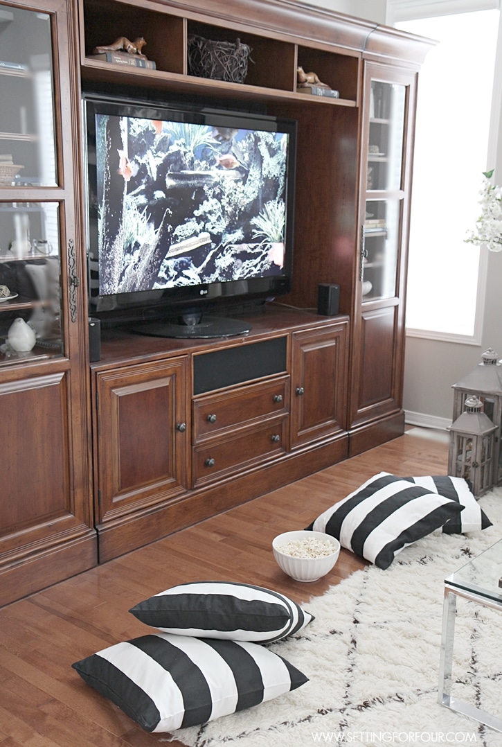 Decorated TV unit