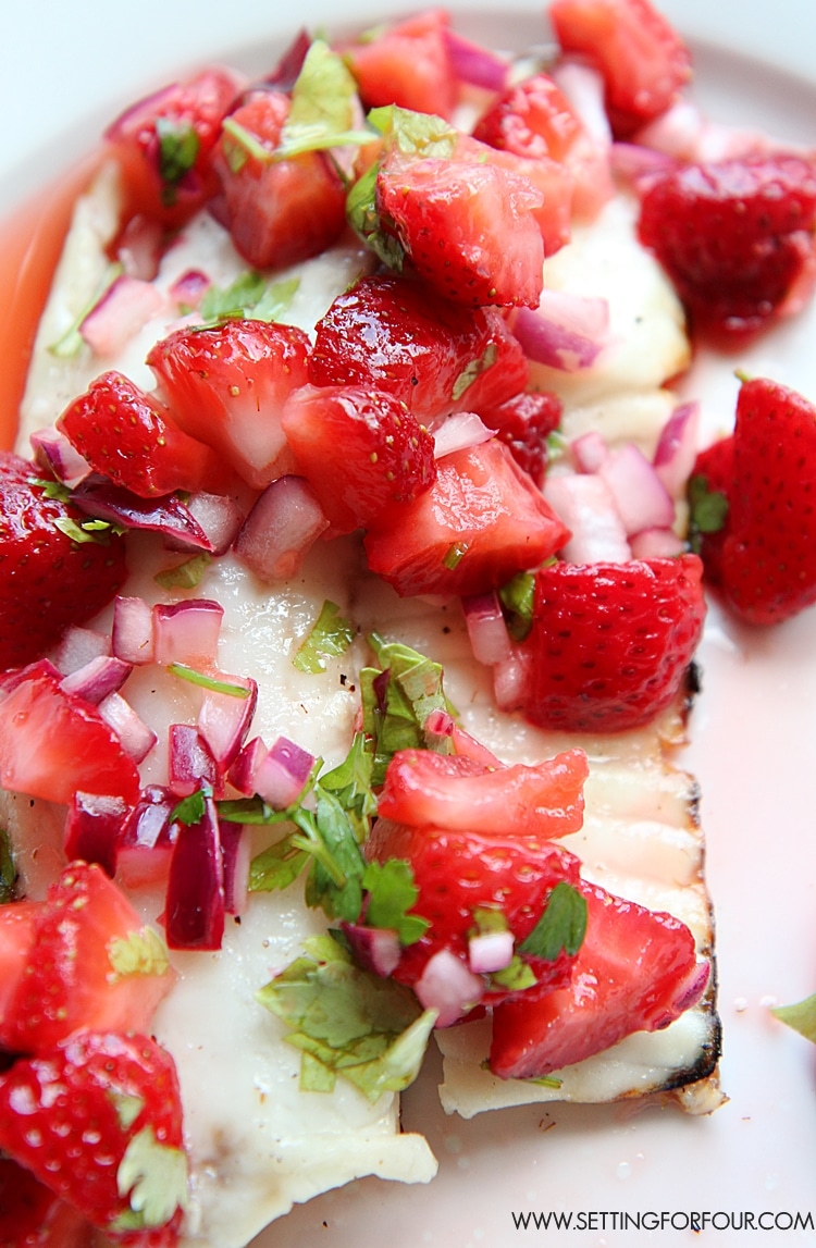 Barbecue Tilapia with Strawberry Lime Salsa - Delicious and Healthy! Doesn't taste or smell 'fishy' and loaded with yummy bursts of flavour!