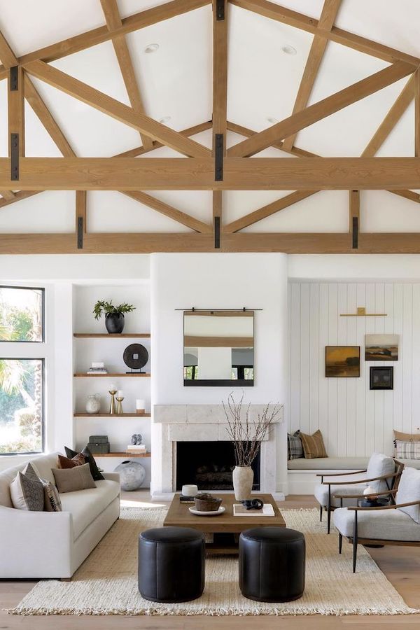 How to Choose the Perfect Area Rug For Your Living Room. cozy, elegant living room-decor and design ideas, modern, transitional, minimalist, farmhouse, interiors