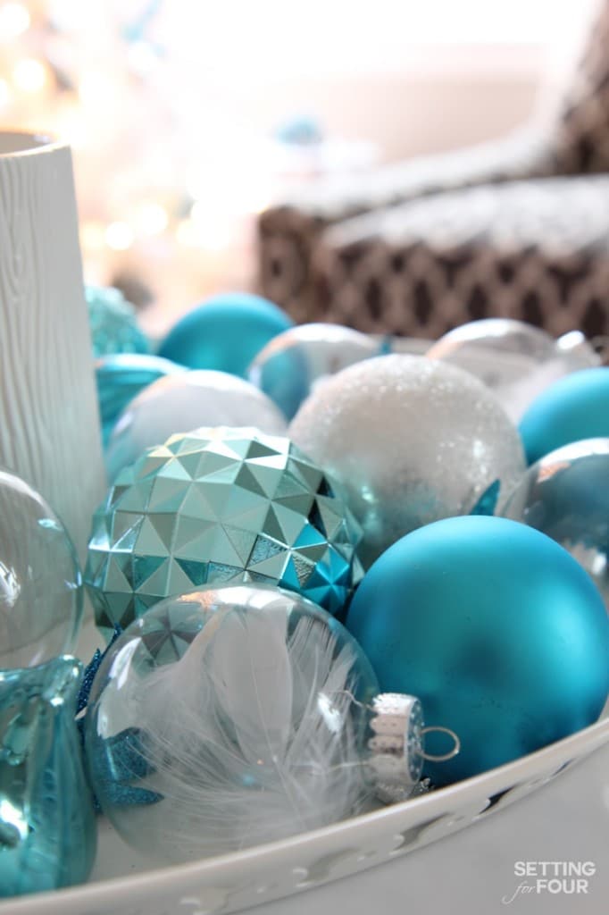 10 Minute Christmas Centerpiece Tray Guest Worthy And