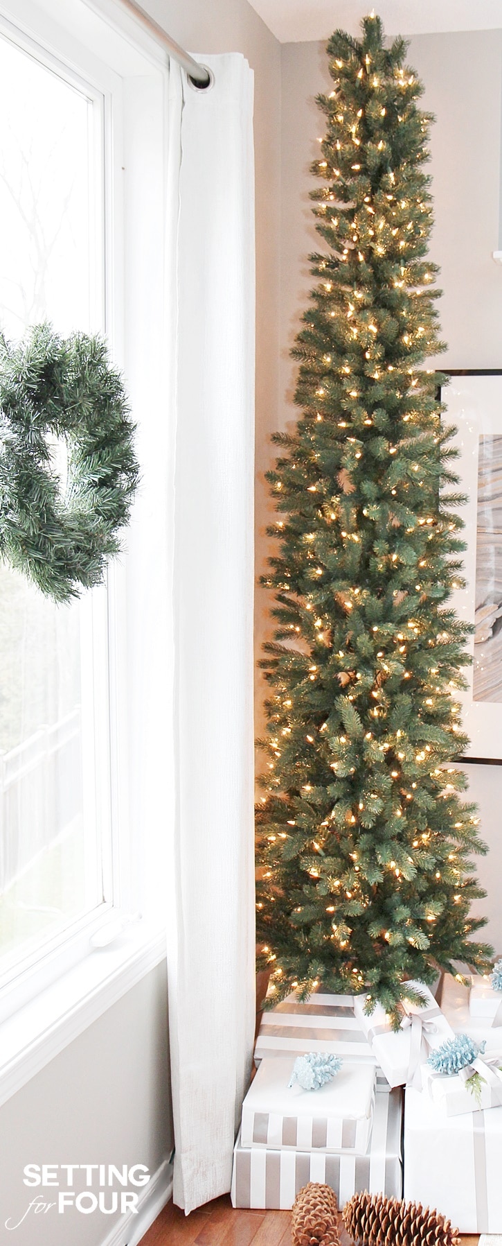 Pencil Christmas Tree style for narrow spaces like foyers, hallways, apartments, condos.