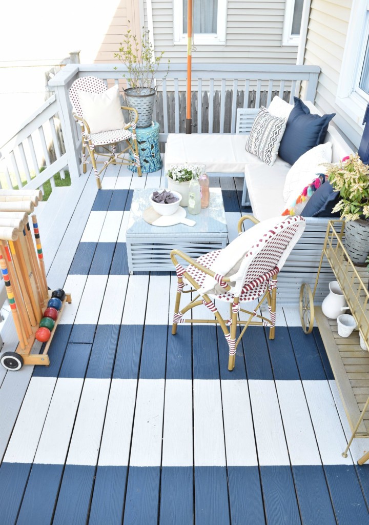 12 Stylish Porch, Deck and Patio Decor Ideas - Setting for 