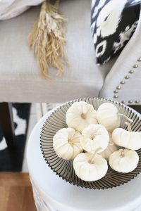 15 Cozy and Neutral Fall Decorating Ideas
