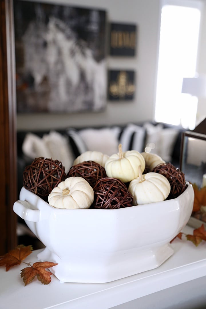 Ironstone Bowl filled with mini baby boo pumpkins - plus 14 more easy fall decorating ideas perfect for a neutral color scheme!