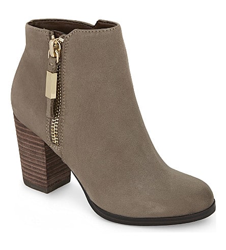 Fashion crush: gorgeous GRAY ANKLE BOOTS. These look so amazing with jeans! I love the stunning gold hardware, block heel and zipper detail. This gray color goes with everything!