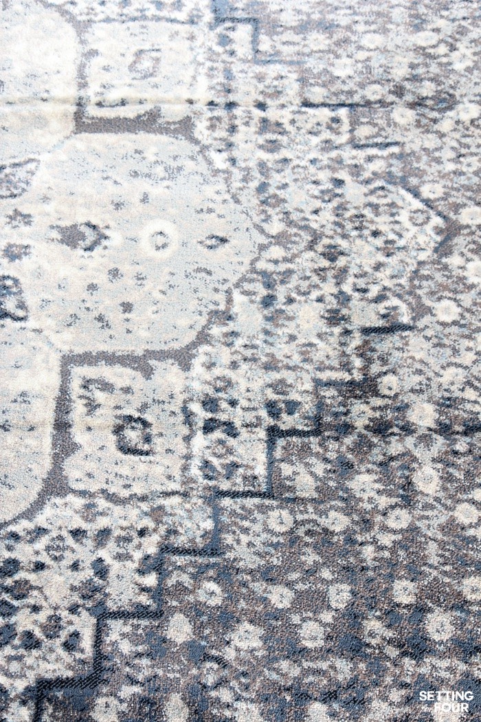 Area rug close up: Vintage Castle Medallion Area Rug