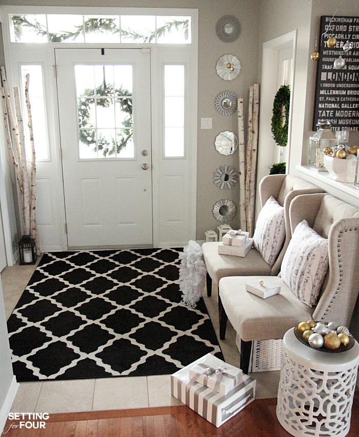 Elegant and Neutral Christmas Foyer - Setting for Four