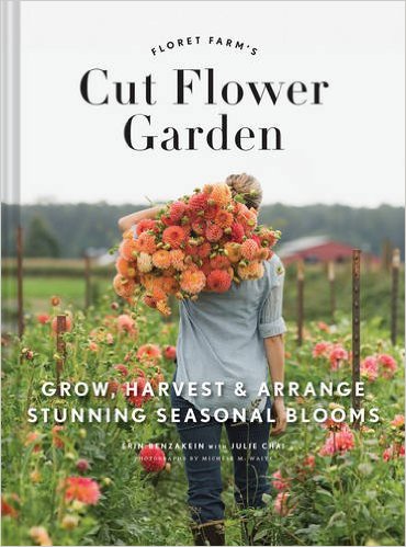 Learn how to grow your own cut flower garden! Make your own beautiful flower arrangements at home all summer long. Fresh floral bouquets are an inexpensive way to decorate!