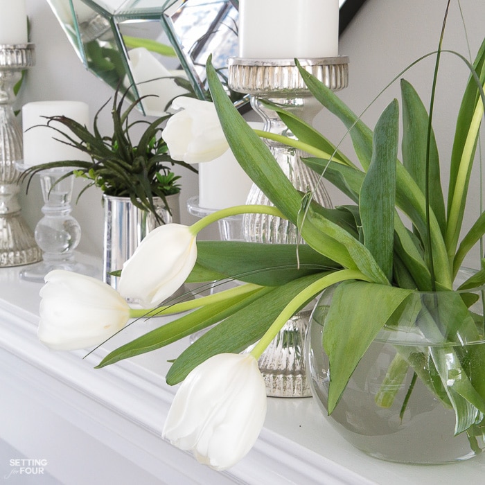 How To Arrange Tulips In A Vase - Simple Centerpiece Idea! #tulips #vase #bouquet #flowerarrangement #flower #cutflowers 