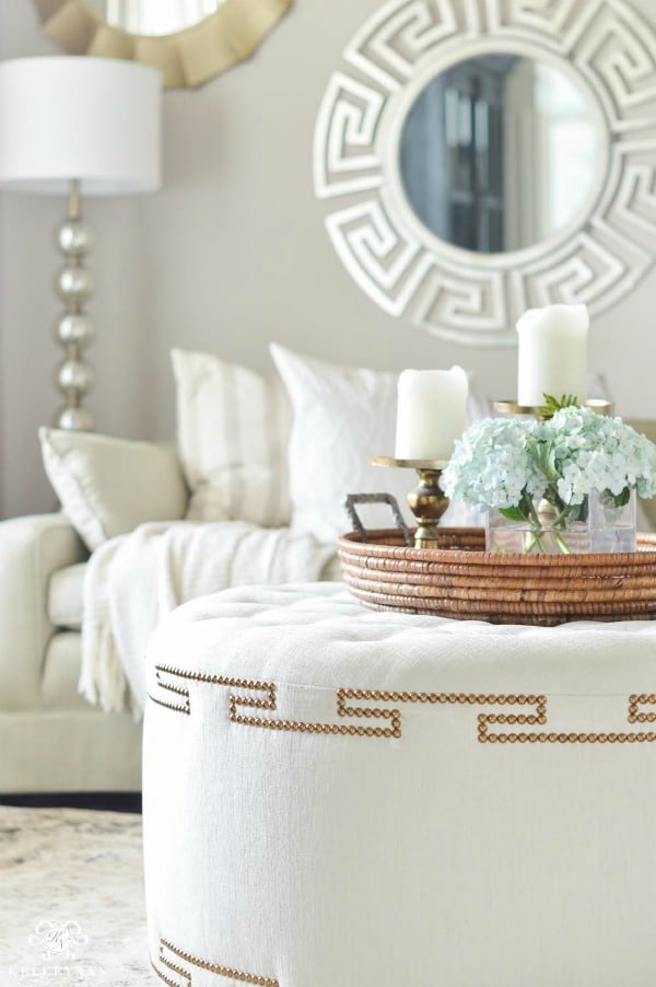 Shades of Summer Home Tour: Head to Kelley Nan blog to see her summer home tour and decorating ideas using a stylish Neutrals & Naturals color palette! 