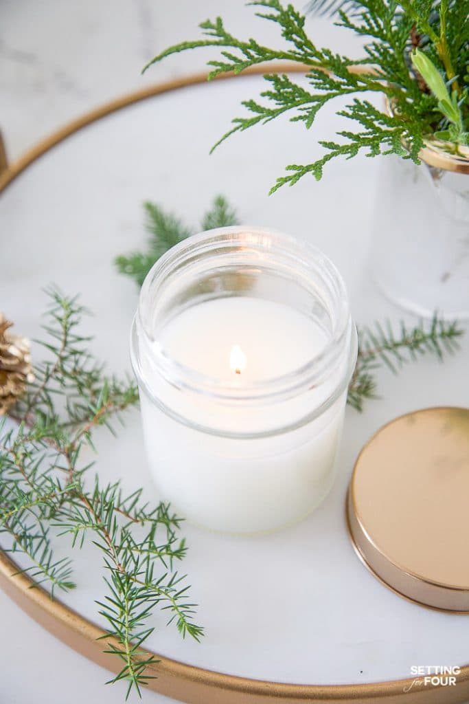 DIY Pine Candle in a jar tutorial #diy #tutorial #candle #pine #fragrance #gift #decor #fall #christmas #hostessgift