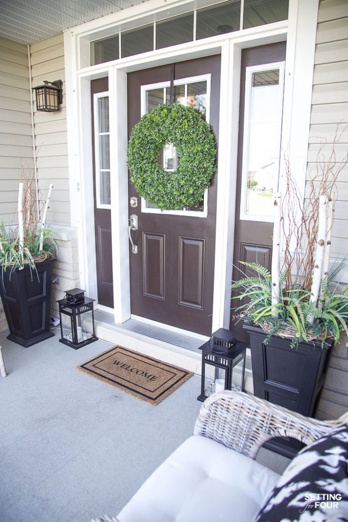 Summer Front Porch Decor Ideas #summer #porch #decor #lantern #plants #paintcolor #doormat