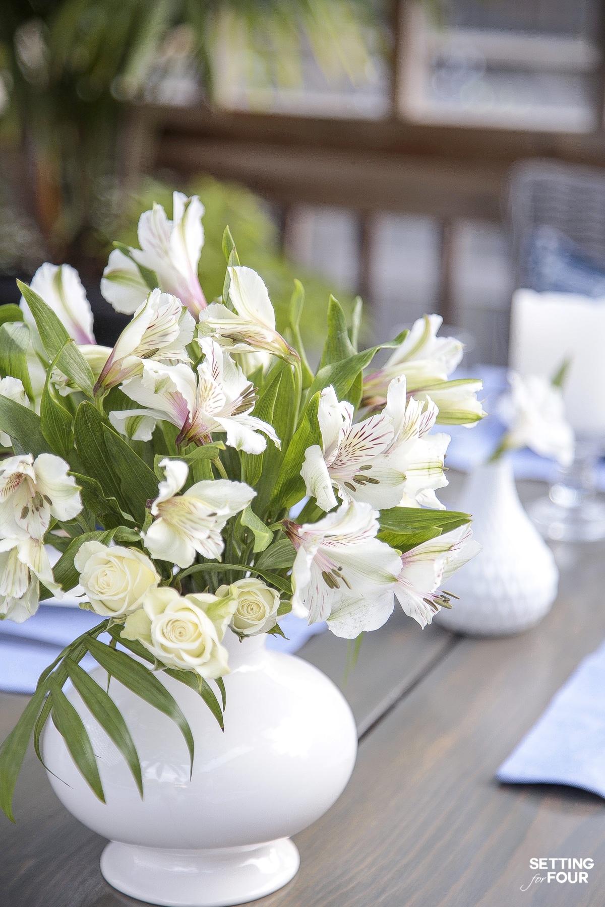 How to Create A Beautiful Pergola Dining Area - Furniture, Rug, Lighting, Table Setting & Decorating Ideas #pergola #outdoor #decor #design #diningroom #arearug #placesetting #landscaping