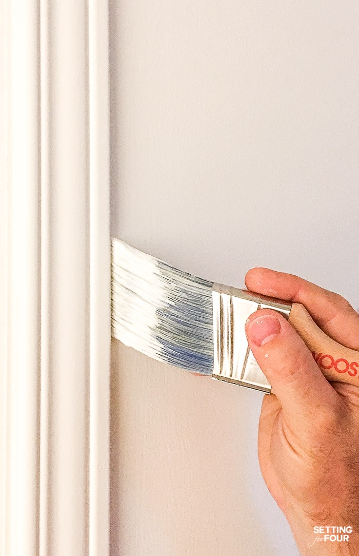 The best sash brush to paint trim and ceiling! Designed to get into narrow spaces! #paint #paintbrush #diy #walls #ceiliing #trim