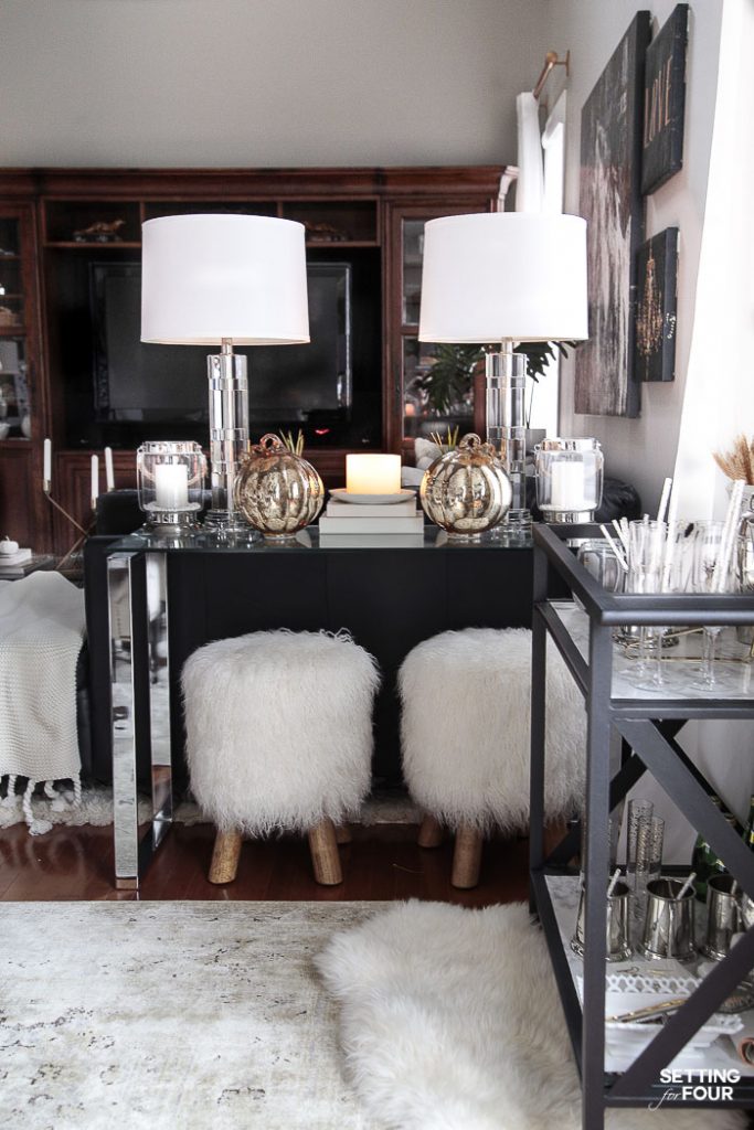 Elegant White & Gold Thanksgiving Table Setting - Setting For Four ...