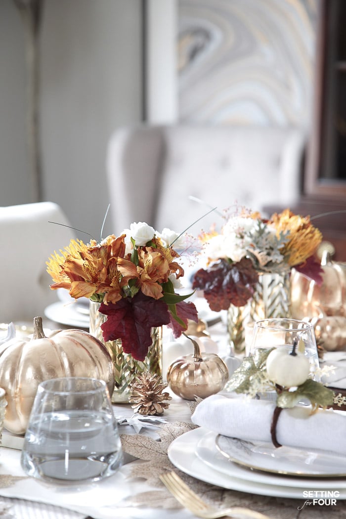 Easy Fall Flower Arrangements using grocery store flowers! #diy #flowers #flowerarrangements #easy #fall #thanksgiving #wedding #centerpiece #decor