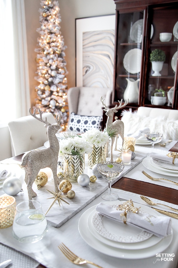 See my Styled and Set Christmas Table Decor Ideas - tips on seating, centerpiece ideas, place setting ideas, festive decor and more! #christmastree #centerpiece #christmasornaments #placesettingideas