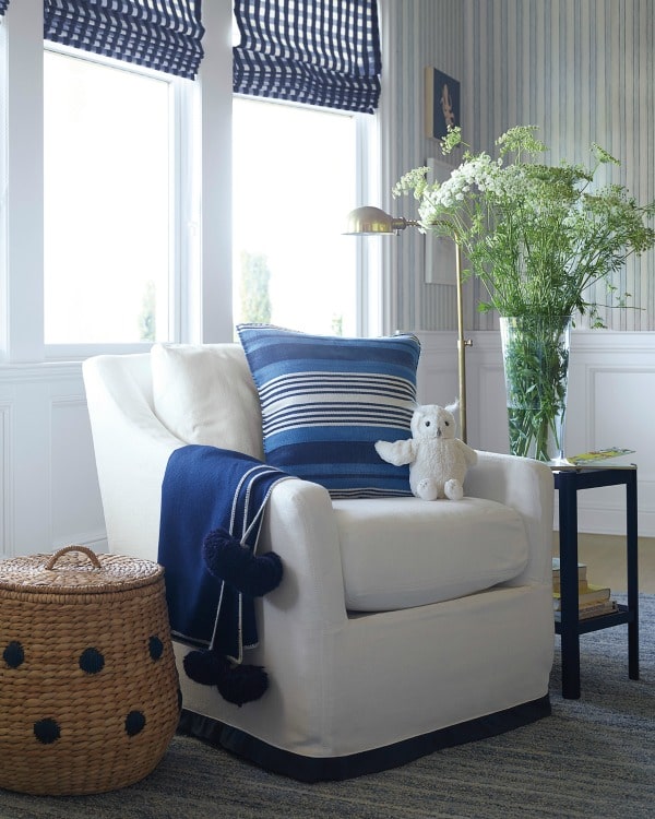 Beautiful nursery inspiration for a boy! #boy #nursery #roomdesign #glider #nursing #mom 