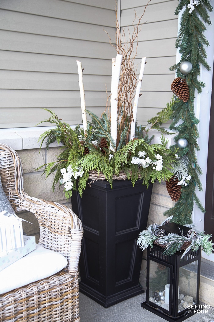 Beautiful Christmas containers for your home! #curlywillow #birch #pine #reenery #cedar #planter #urn #christmasurn #christmasdisplay