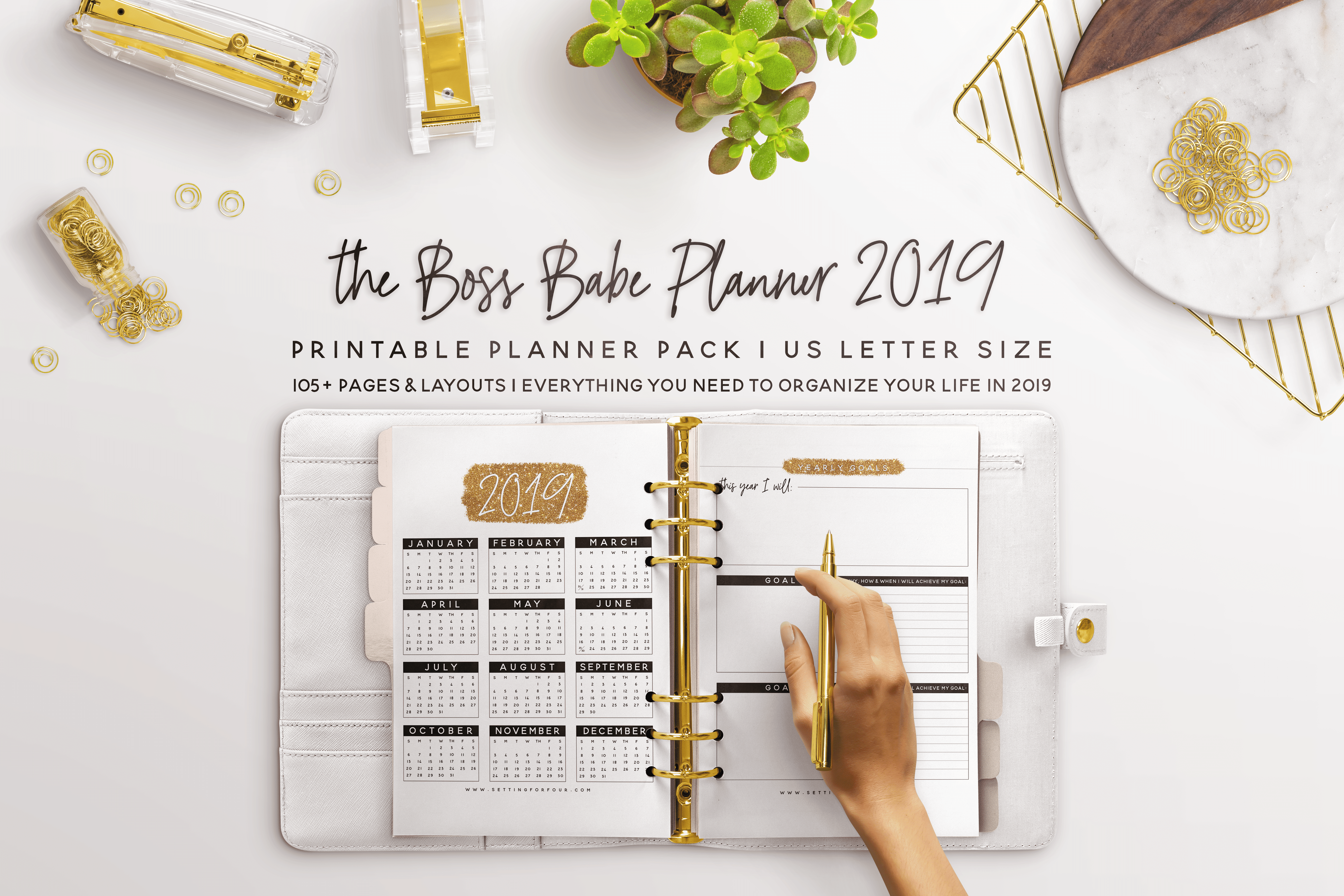 Get organized this year with this Boss Babe 2019 Printable Planner! It's perfect for Moms, business owners, bloggers and career women! It includes 106 Printable Pages to plan your ENTIRE YEAR with printable checklists, tracking sheets, to do lists, places to be and calendars too! #planner #printable #organization #2019 #moms #family #bloggers #entrepreneurs #planning