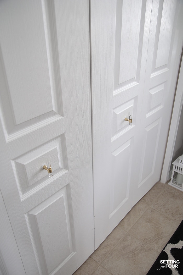 Double bifold doors makeover on a budget! #double #bifold #doors #closet #makeover #budget