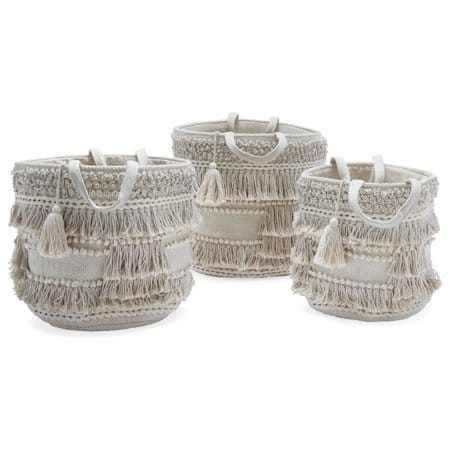 Check out these gorgeous hand woven baskets with fringe and tassels! Beautiful organization and storage! #handwoven #decor #organization #storage #baskets #walmart 