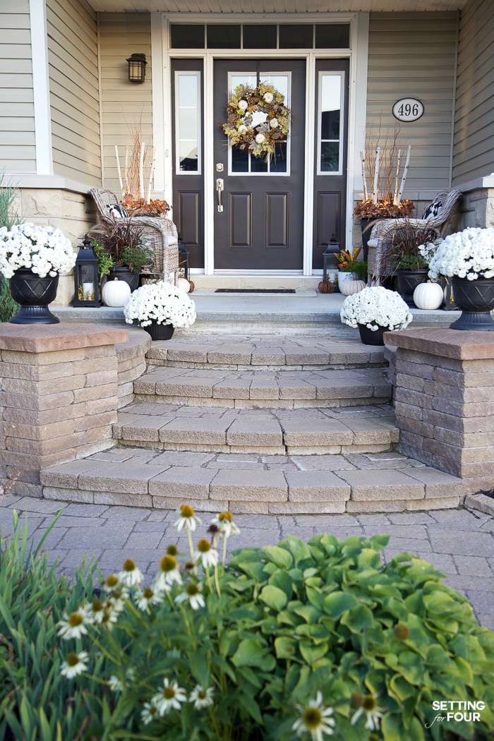 6 Fall Porch Decor Ideas To Celebrate Autumn!