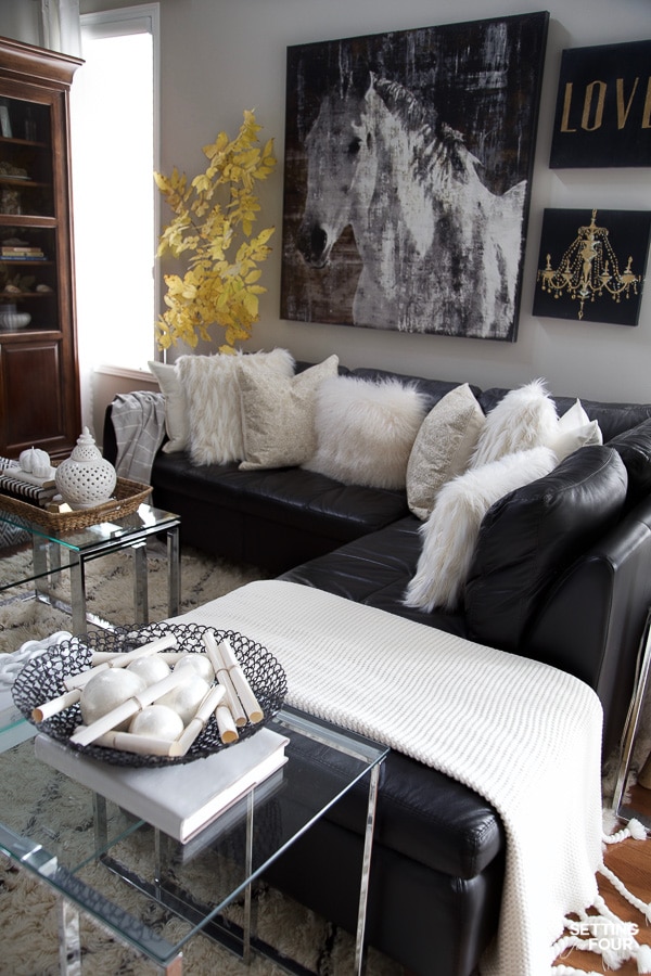 Learn how to decorate a comfy rustic family room for fall - 5 ways!