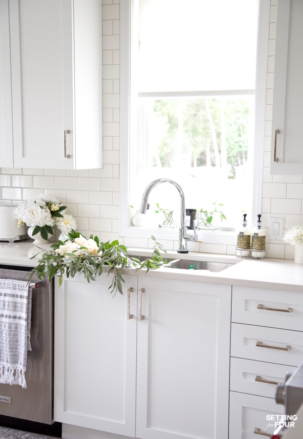 How To Make Your Kitchen Bright and Cozy For Fall