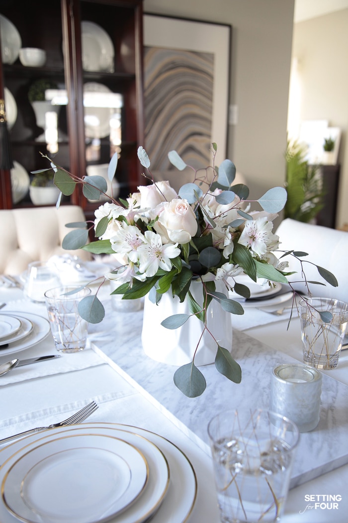 Quick and easy DIY marble table runner centerpiece! Great wedding table decor idea! Add wow to your place settings and floral centerpiece! 