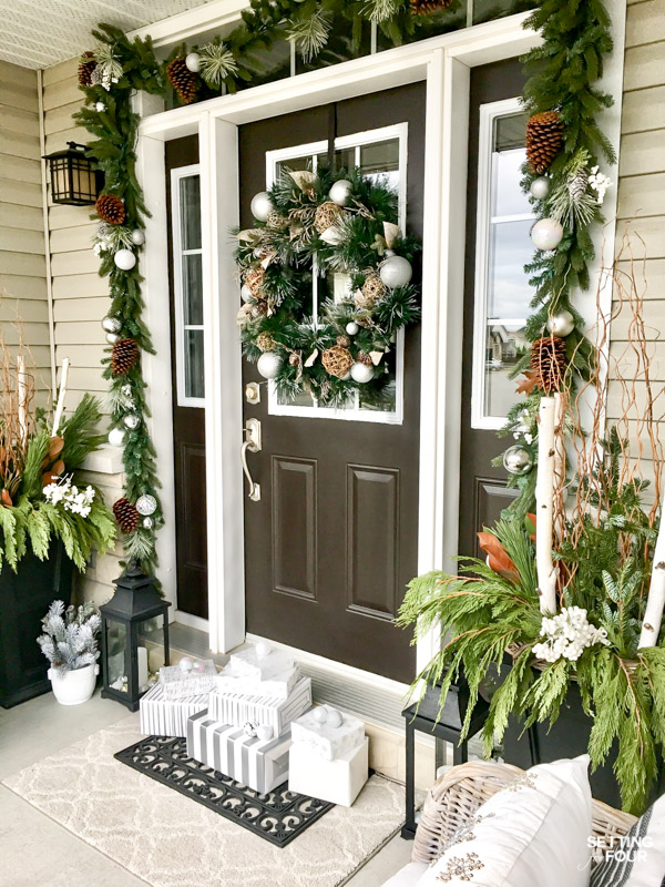What to Decorate and Make in November - holiday porch decor ideas, Christmas crafts, holiday preparation ideas, DIY gifts, holiday recipes and more!