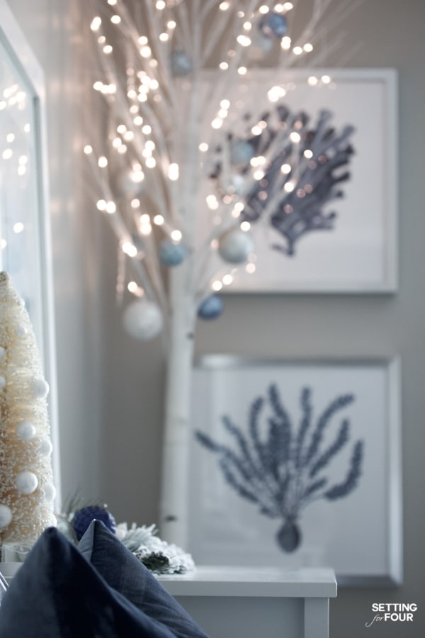 Elegant Blue and White Christmas Bedroom With Slim Christmas Tree Interior Design Ideas!