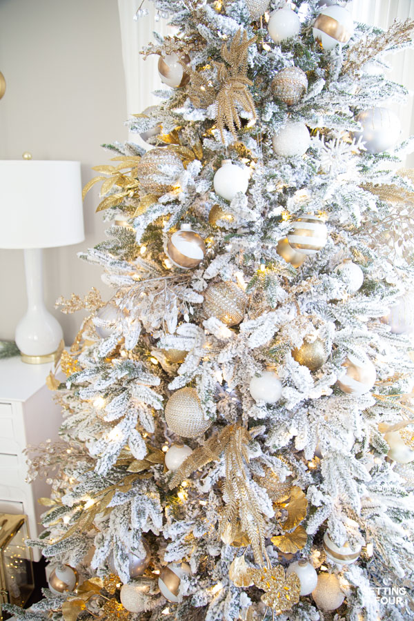 Elegant Gold and White Flocked Christmas Tree Ball Ornament Ideas!