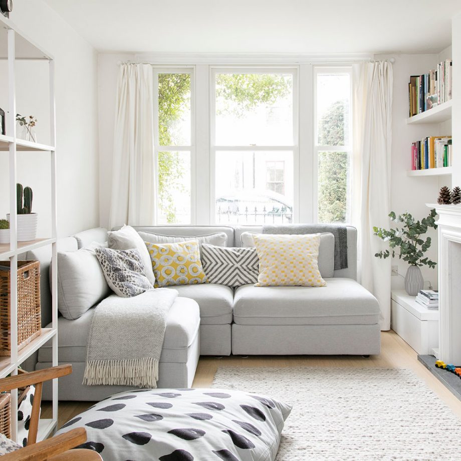 Small living room furniture - how to choose the best pieces for a tiny  space