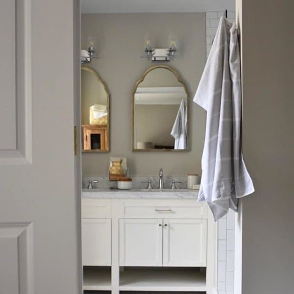 Sherwin Williams Repose Gray bathroom paint color