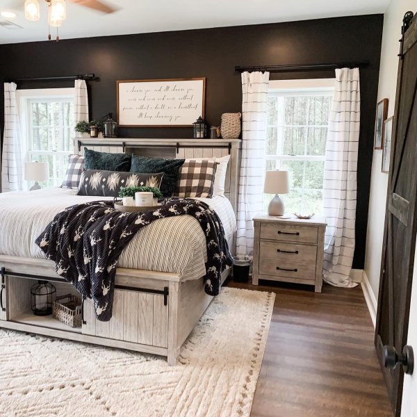 Sherwin Williams Repose Gray walls with Tricorn Black accent wall bedroom