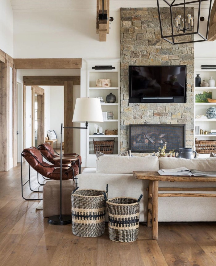 Make A Living Room More Luxurious with Layered Lighting!