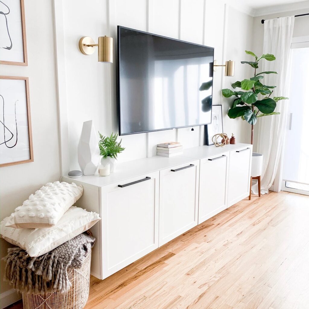 How To Decorate A TV Unit for a stylish, pulled together look!