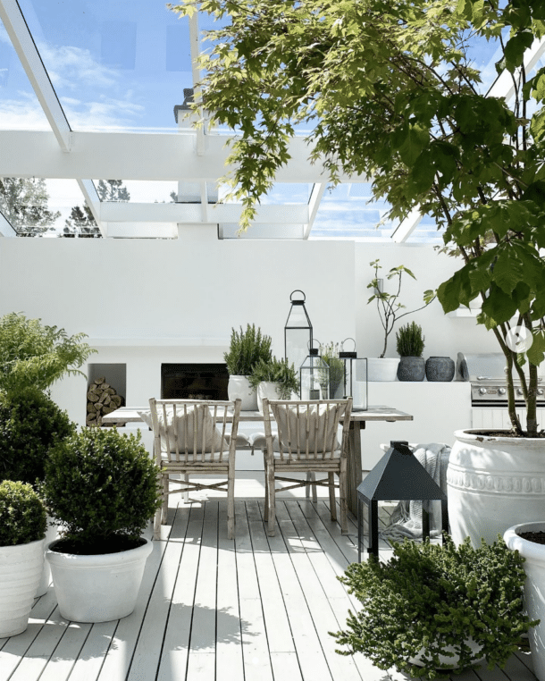 Inexpensive Ways To Make Your Outdoor Space Look Expensive - Setting ...