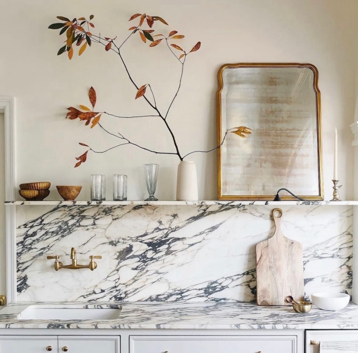 Beginner's Fall Decor Guide - Kitchen Decorating Tips. A Designer and True Color Expert shares top autumn styling tips.